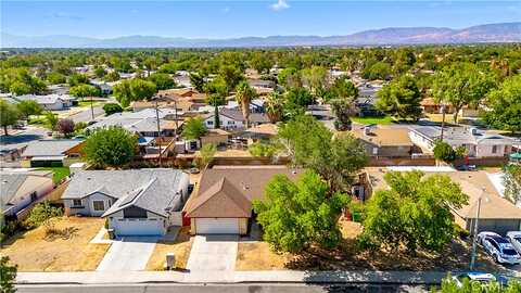 Avenue H8, LANCASTER, CA 93534