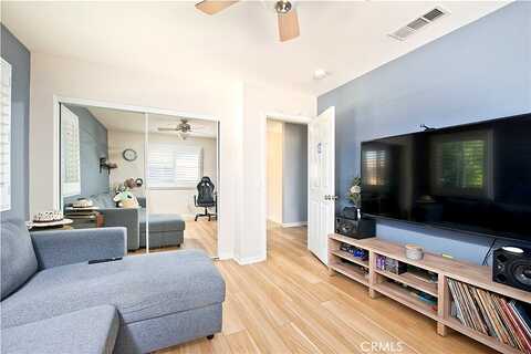Amanda, SYLMAR, CA 91342