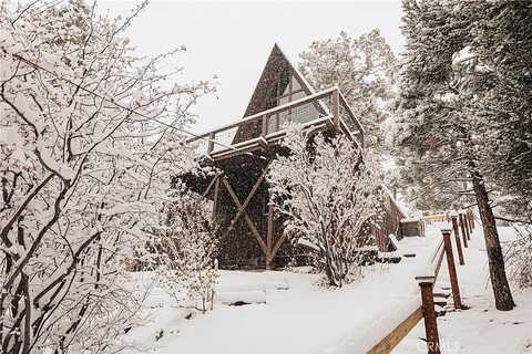 Barret, BIG BEAR CITY, CA 92314