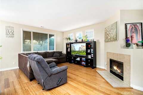 Sterling, LANCASTER, CA 93534