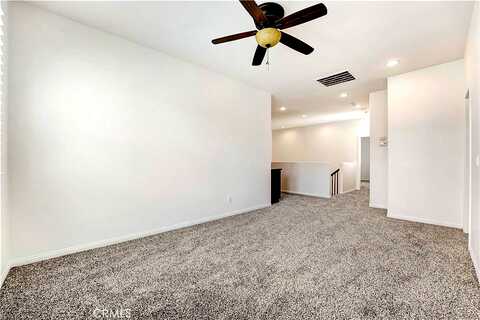 Kristine, CANYON COUNTRY, CA 91387
