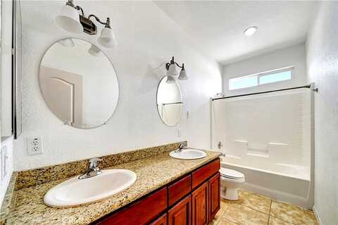 Avenue A8, LANCASTER, CA 93536