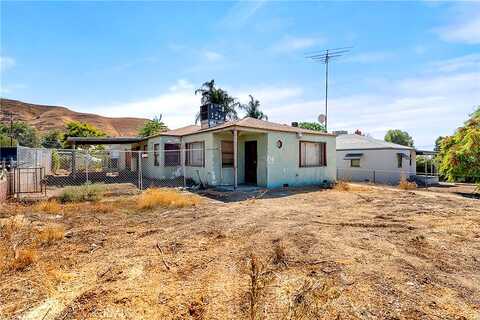 Ward, MENTONE, CA 92359