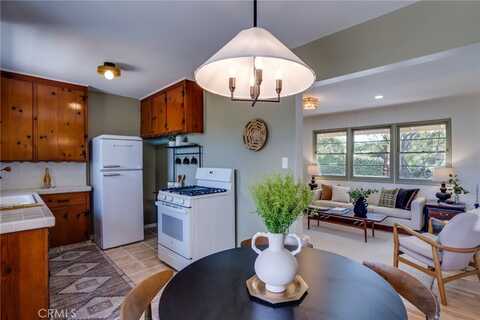 Phillips, LOS ANGELES, CA 90042