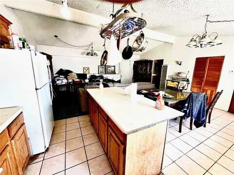 Del Valle, LA PUENTE, CA 91744