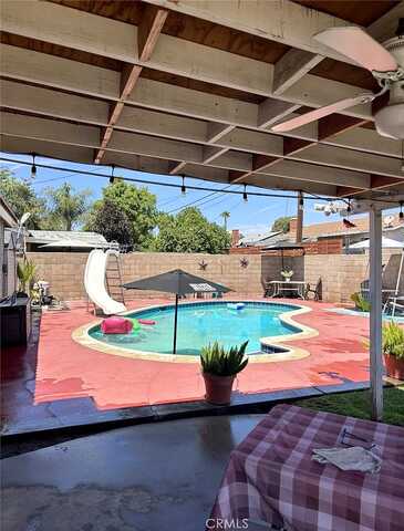 Johnston, COLTON, CA 92324