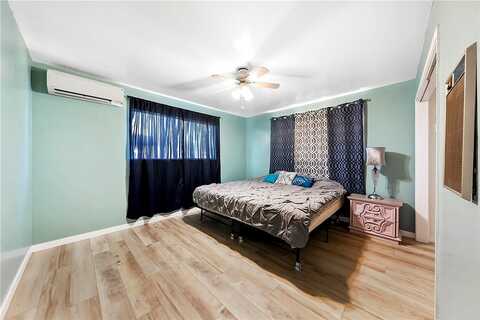 4Th, CLEARLAKE, CA 95422