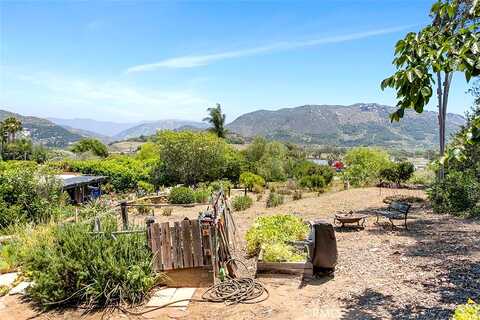 Via Altamira, FALLBROOK, CA 92028