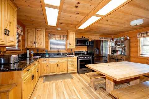 Glenview, BIG BEAR LAKE, CA 92315