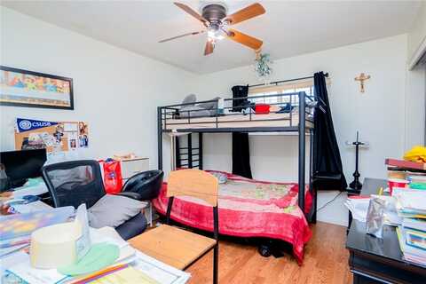 Knarr, YUCAIPA, CA 92399