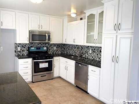 Via Capri, BURBANK, CA 91504