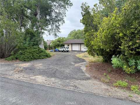 Duke, NORTH FORK, CA 93643