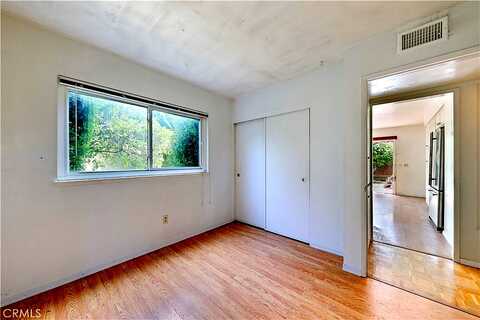 Berlin, HUNTINGTON BEACH, CA 92649