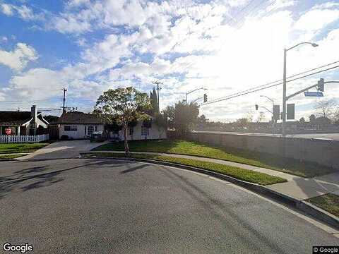 Welde, HUNTINGTON BEACH, CA 92647