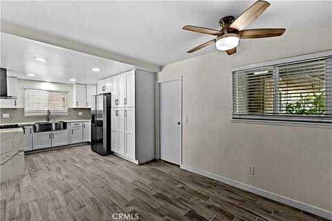Mckinley, SAN BERNARDINO, CA 92404