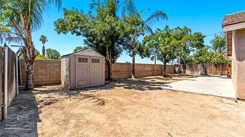 Jonnie, SAN JACINTO, CA 92583