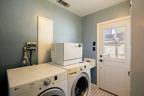 Farris, FRESNO, CA 93728