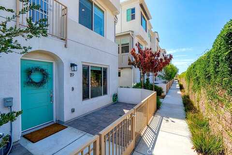 Knox, LA HABRA, CA 90631