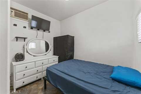 Lawton, REDLANDS, CA 92374