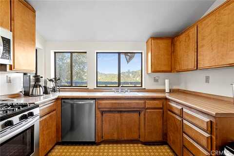 Darfo, CRESTLINE, CA 92325