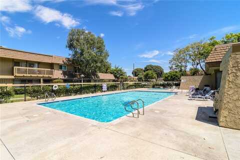 Olympic, FOUNTAIN VALLEY, CA 92708