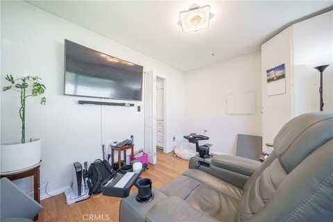 Carol Sue, SANTA CLARITA, CA 91350