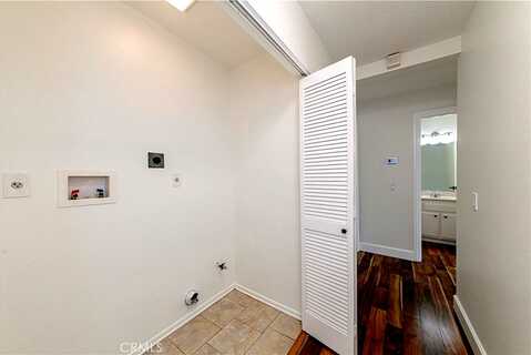 Heatherwood, JURUPA VALLEY, CA 92509