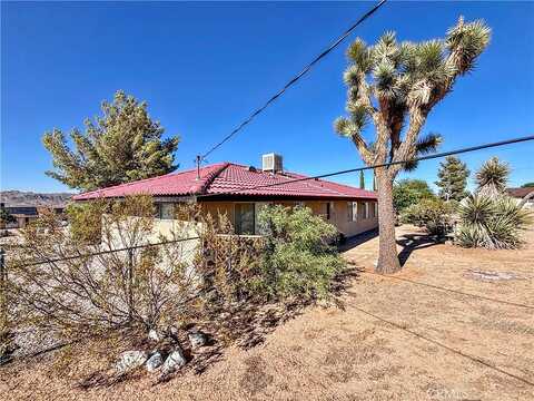 Granada, JOSHUA TREE, CA 92252