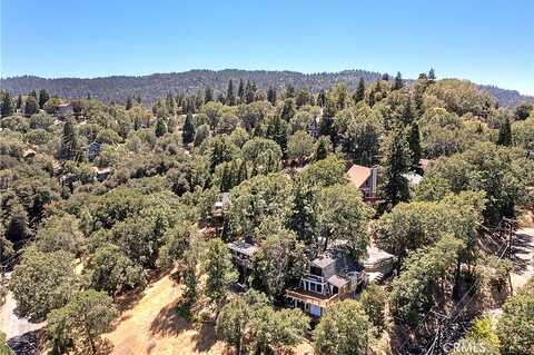 Davos, CRESTLINE, CA 92325