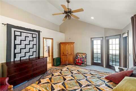 Calle Daggett, GREEN VALLEY, CA 91390