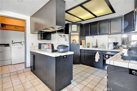 Silver Rock, PINON HILLS, CA 92372