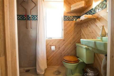 Olympic, JOSHUA TREE, CA 92252