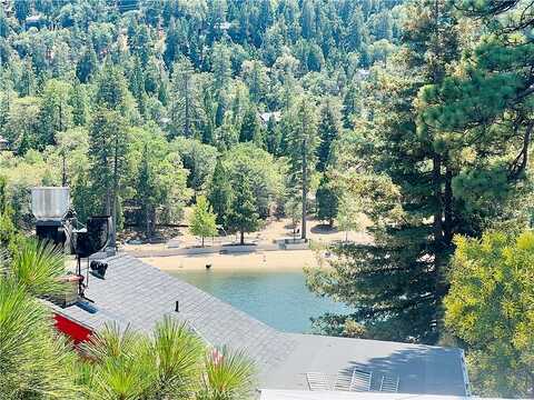 Zurich, CRESTLINE, CA 92325