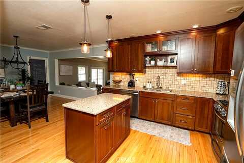 6Th, ATWATER, CA 95301