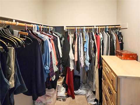 Alana, VICTORVILLE, CA 92392