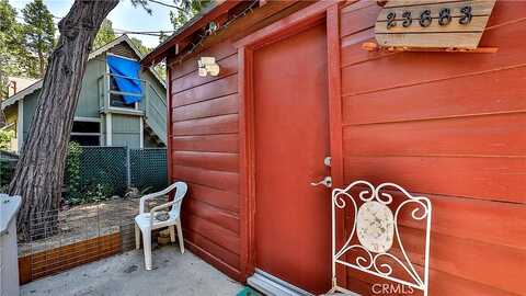 Manzanita, CRESTLINE, CA 92325