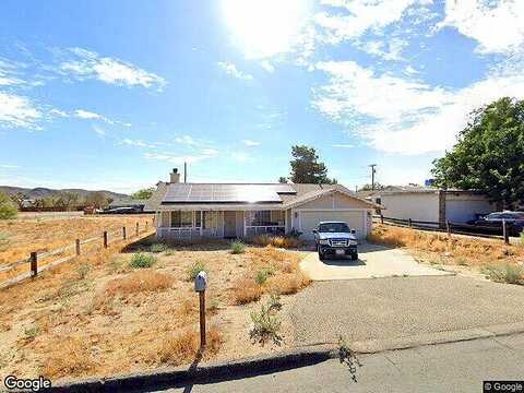 Linda Lee, YUCCA VALLEY, CA 92284