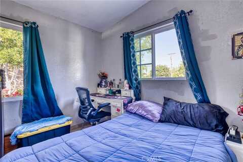 Polk, SYLMAR, CA 91342