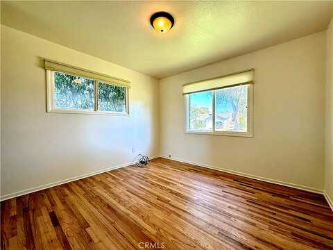 Jenner, LANCASTER, CA 93534