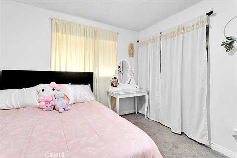 5Th, HESPERIA, CA 92345