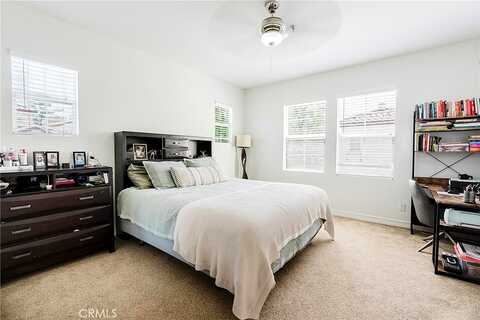 Abbey Glen, VALENCIA, CA 91354