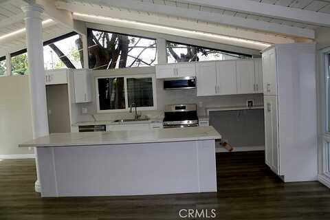 Septo, NORTH HILLS, CA 91343