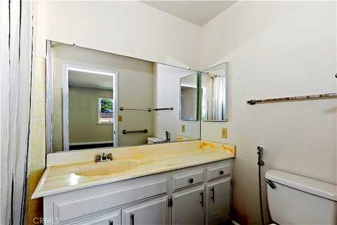 Idaho, APPLE VALLEY, CA 92307