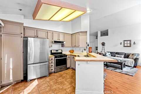 Columbus, FONTANA, CA 92336