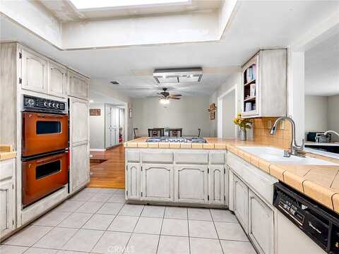 Pine Ridge, APPLE VALLEY, CA 92307