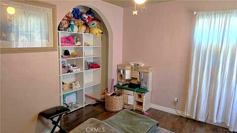 Lugo, SAN BERNARDINO, CA 92404