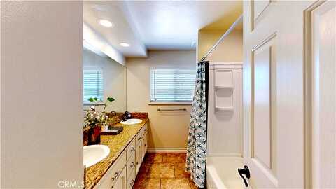 Mandan, APPLE VALLEY, CA 92307