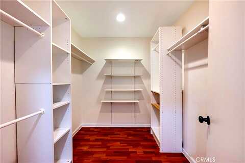 Mills, WHITTIER, CA 90604