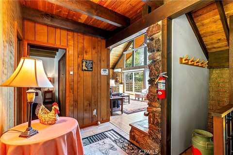 Wylerhorn, CRESTLINE, CA 92325