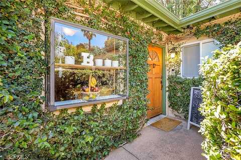 Buena Ventura, WOODLAND HILLS, CA 91364